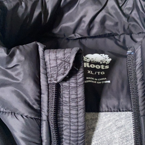 Brand New • Wore once • Roots vest - Picture 2 of 4